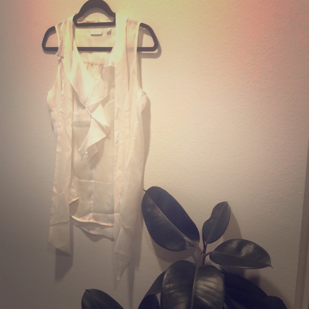 Cream ruffle and tie  blouse